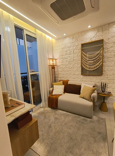 Apartamento Á Venda Com Entrada A Partir De 800 Reais Dentro Do Programa Minha Casa Minha Vida, Próximo A Estação E Fácil Acesso As Avenidas E Rodovias Principais, Condomínio Clube Completo , Piscina