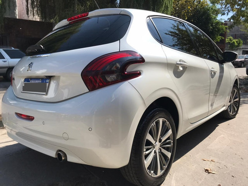 Peugeot 208 1.6 Feline 2019