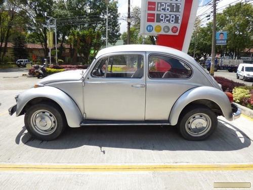 Imagen 2 de 13 de Volkswagen Escarabajo Escarabajo
