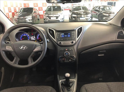 Imagem 7 de 12 de Hyundai Hb20 1.0 Comfort Plus 12v