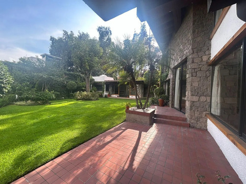 Lomas De Tecamachalco, Espectacular Residencia Estilo Cantábrico Precioso Jardín