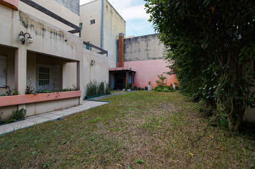 Amplia Casa 5 Ambientes Sauna Y Parrilla Barracas