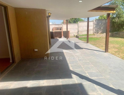 Condominio Camino Del Canelo - Alto Macul / Como Nueva