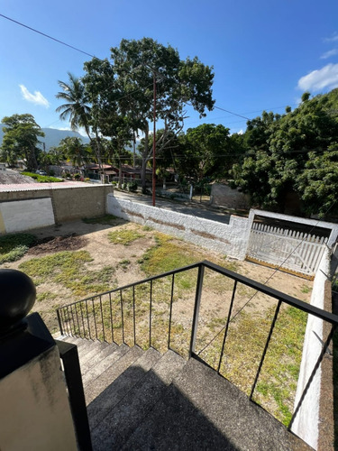 Venta Posada Turistica 1850 M² Ocumare De La Costa Aragua