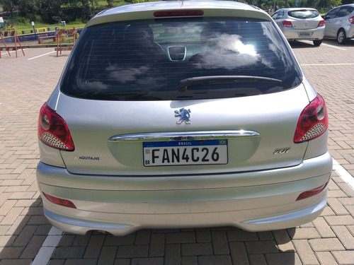 Peugeot 207 2013 1.4 Xr Flex 5p