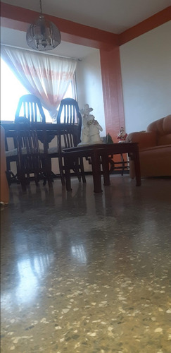 Imagen 3 de 11 de Venta De Apartamento En La Parroquia La Vega