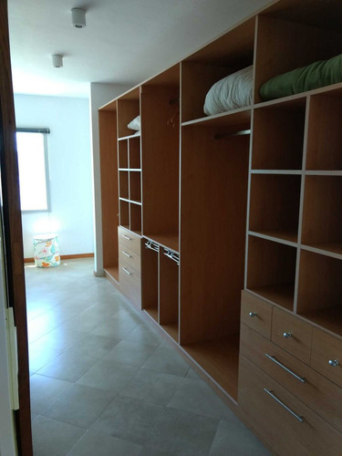 Venta Casa + Departamento V. Del Lago Carlos Paz