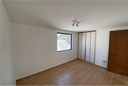 Imagen 16 de 18 de Departamento Duplex En Venta De 3d+2b Gc Bajos