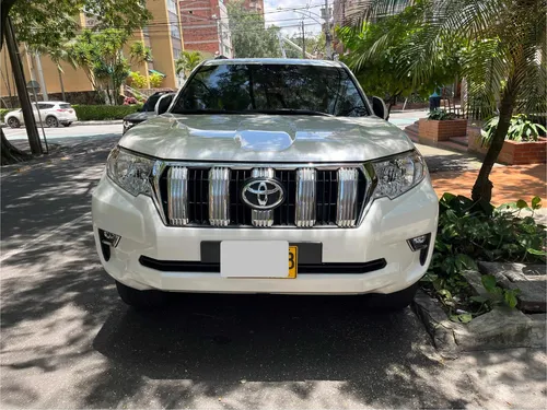 Toyota Prado 2.8 Tx-L At6 blindaje 2