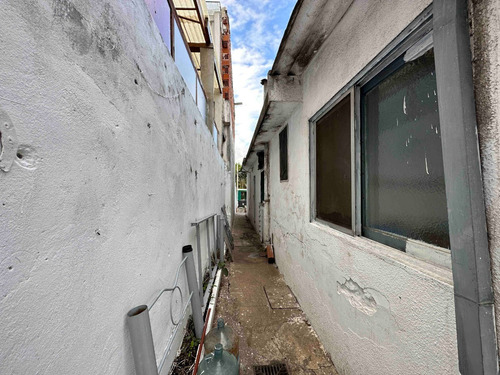 En Venta Casa A Reciclar Con Local Al Frente Av. Senador Moron - Zona Comercial Para Desarrollo Inmobiliario