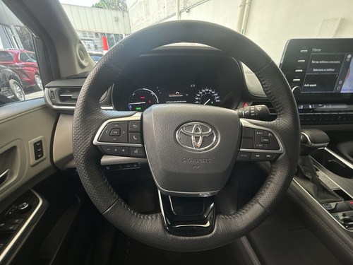 Toyota Sienna 3.5 Limited At