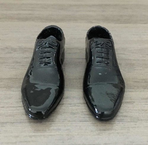 Par De Sapatos - Escala 1/6 - Para Figures Hot Toys - Preto (Usado)