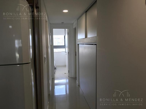 Edificio Chronos, 2 Dorm, 2 Baños, Equipado, Aa En Todos Los Ambientes.