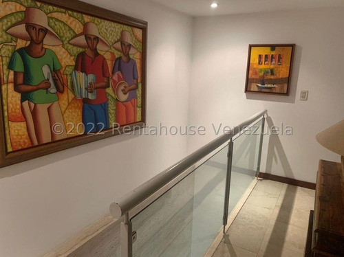 Imagen 8 de 13 de Apartamento Venta Los Naranjos De Las Mercedes Mls 22-17259 Espectacular Duplex Con Acabados De Primera, Pisos De Marmol, Cocina Con Topes De Granito, Edificio Ubicado En Zona Privilegiada