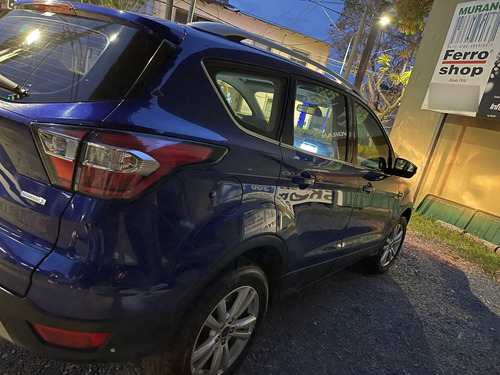 Ford Kuga Sel 2.0 L ecoboost 6AT FWD