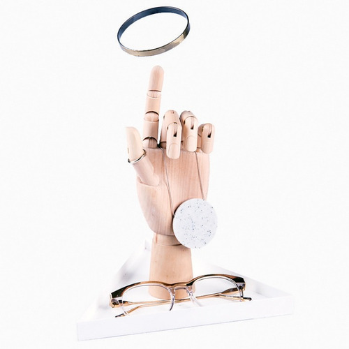 Joyero , Porta Joyas La Mano. Mano De Modelaje Para Dibujo