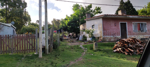 Casa De 2 Dormitorios  Ocupada En Playa Hermosa A 7 Cuadras Del Mar