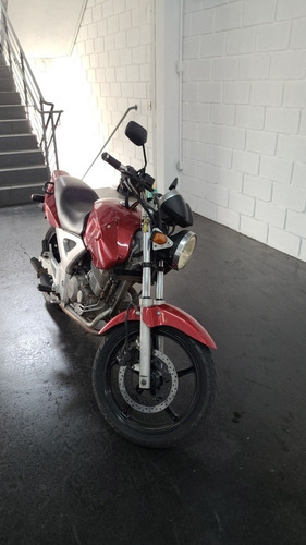 Imagem 2 de 8 de Honda Cbx 250 Twiste