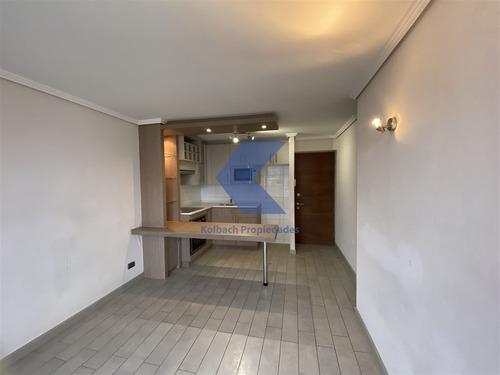 Departamento En Arriendo De 2 Dorm. En Estación Central