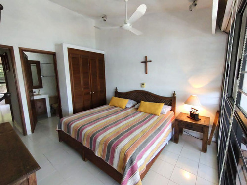 Casa En Privada En Tequesquitengo, Jojutla, Morelos - Ham-581-cp