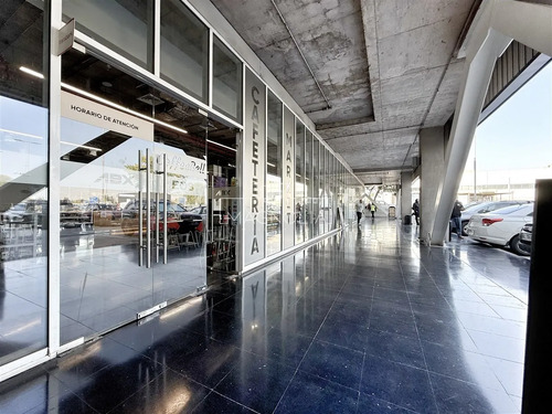 Arriendo De 9 Oficinas En Aeropuerto Amb De Santiago.
