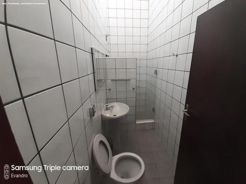 Casa Para Venda Em Tatuí, Centro, 2 Dormitórios, 1 Suíte, 2 Banheiros, 2 Vagas - 520_1-1365659