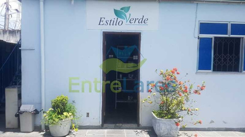Imagem 4 de 15 de Tauá, Piscina, Churrasqueira, Recepção, Loja De Produtos Naturais, Sala De Spinning, Salão De Ginástica, Sala De Musculação, 5 Banheiros E 1 Banheiro Social. Academia. - Ilcc00001