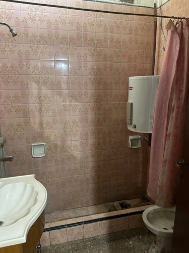 Venta Casa 3 Dorm A Reciclar Juarez Celman Cordoba