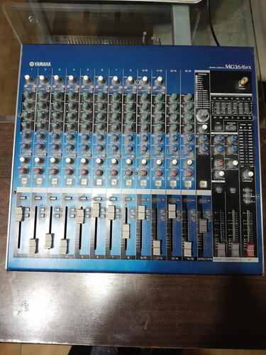 Consola Mixer Yamaha Mg16/6fx Impecable