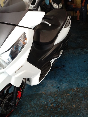 Dafra Citycom S 300 I
