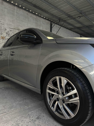 Peugeot 208 1.6l Feline Tiptronic