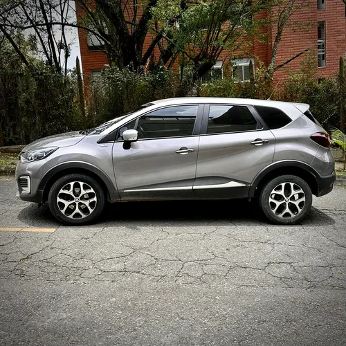 Renault Captur 2.0 Bose At