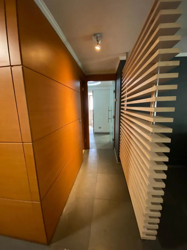 Oficina 152 Metros Con 3 Est En Venta Ñuñoa