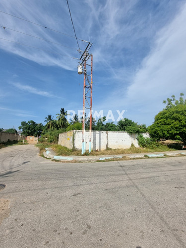 Terreno En Porlamar, Mariño, Isla De Margarita Cood: 0681