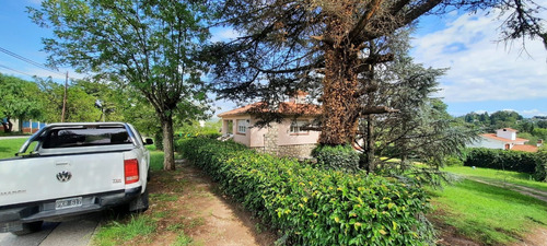Imagen 19 de 30 de Chalet En Venta De 3 Dormitorios C/ Cochera En Villa Giardino