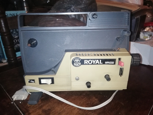 Proyector Antiguo 8 Mm Royal Bipasso