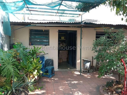 Jl/ ¡el Espacio Perfecto Para Tu Hogar! Casa En Venta Centro-este. Barquisimeto Lara, Venezuela/ José López/ # 23-16935