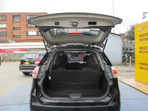 Nissan X-trail 4x2 2500cc At Aa