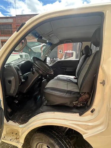 Kia K2700