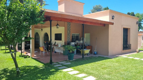 Quinta En Lezica Y Torrezuri