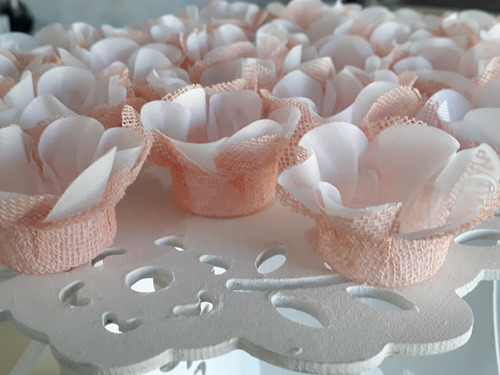Imagem 7 de 9 de 100 Forminha P Doces Modelo Flor Dupla Tela Escócia E Tecido