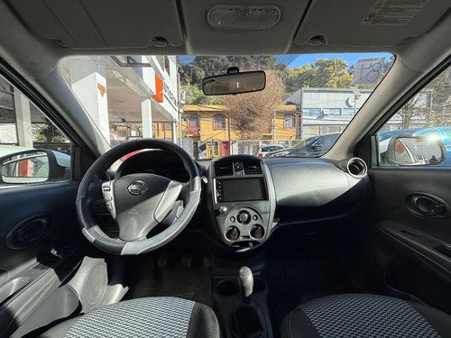 Nissan Versa Sense Mt