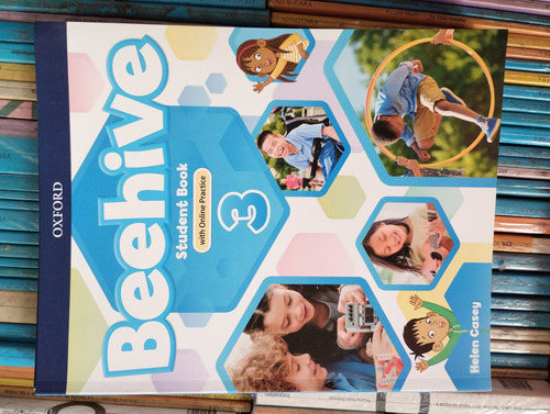 Beehive 3 Student Book -rf Libros W/ Online Practice 