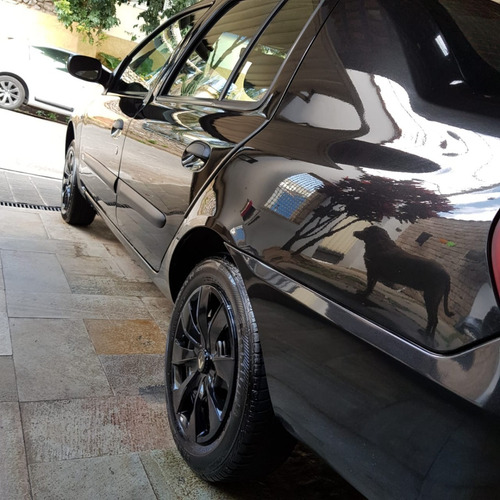 Renault Clio Sedan