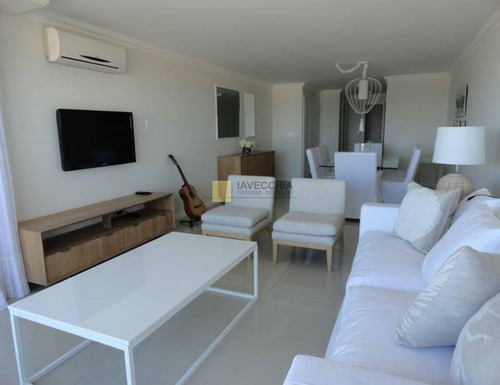 Imagen 8 de 30 de Alquiler De Apartamento De 2 Dormitorios En Playa Brava