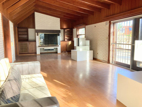 Venta Casa Con Renta Carrasco 4 Dormitorios Jardin Piscina Destino Vivienda Oficina Desarrollo Comer