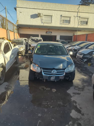 Volkswagen Vento 2.5 Luxury Tiptronic 170cv