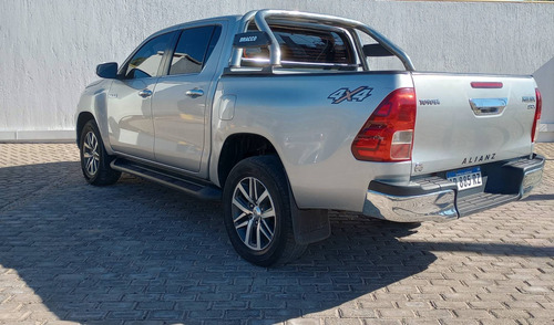 Imagen 10 de 12 de Toyota 2019 Hilux L/16 2.8 Dc 4x4 Tdi Srx Aut