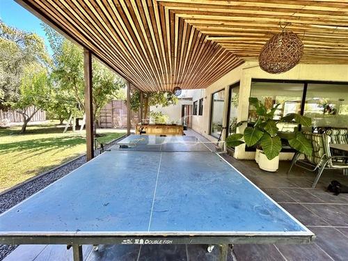 Casa En Venta De 3dorm En Suite Chicureo Poniente Colina
