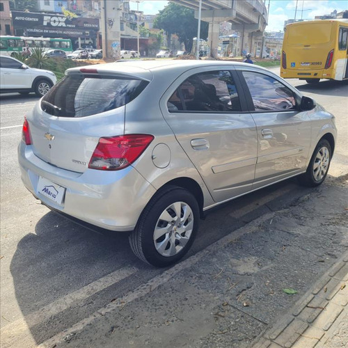 Chevrolet Onix 1.4 MPFI LT 8V FLEX 4P AUTOMÁTICO